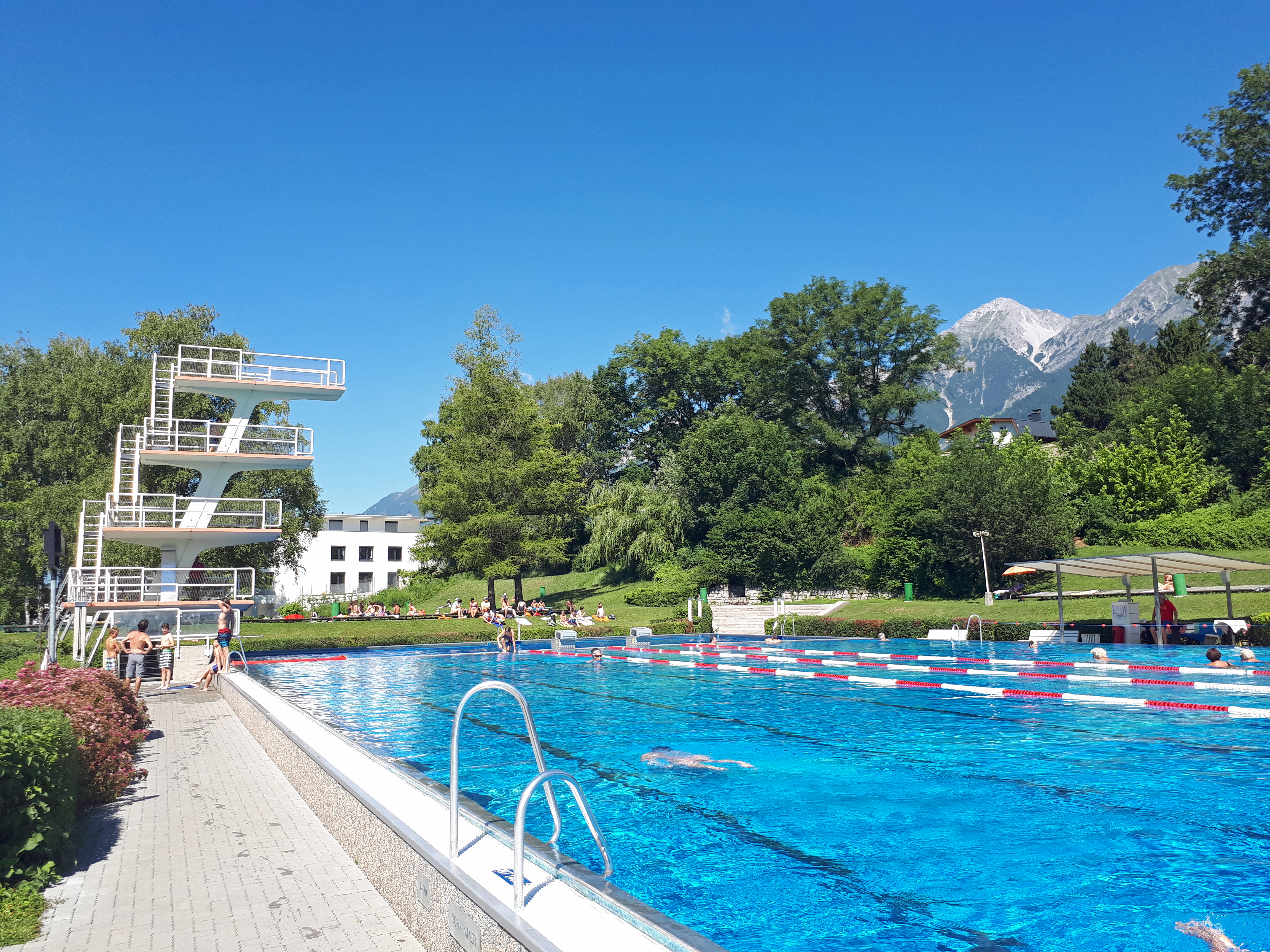 Schwimmbad Hall in Tirol (c)hall-wattens.at (5)